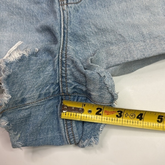 American Eagle Strigid Curvy 90s Boyfriend Denim Shorts Size 16 - Picture 5 of 8